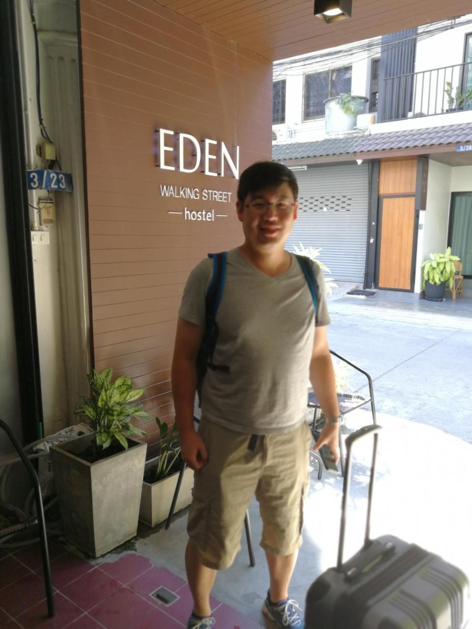 Eden Walking Street Hostel Čiang Mai Exteriér fotografie