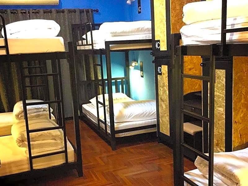Eden Walking Street Hostel Čiang Mai Exteriér fotografie