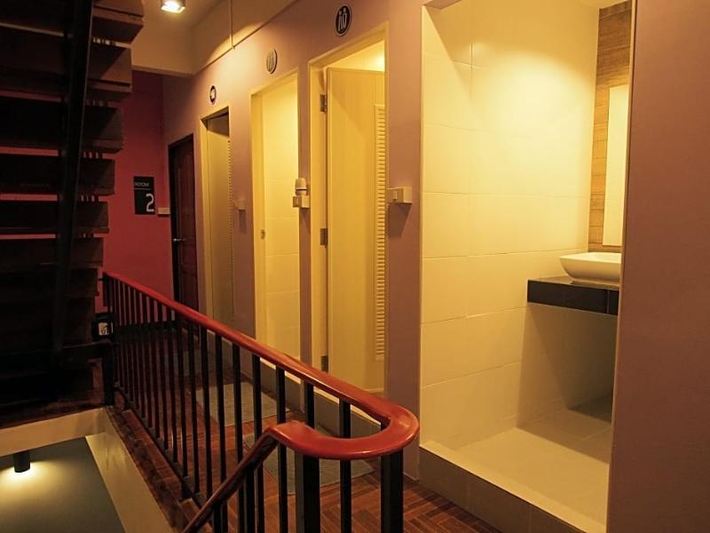 Eden Walking Street Hostel Čiang Mai Exteriér fotografie